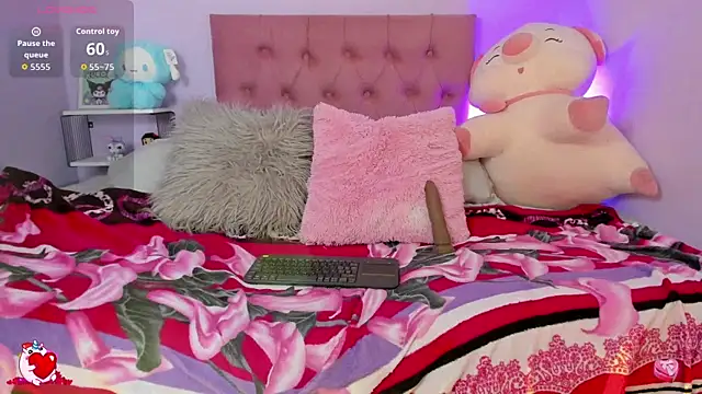 Snapshot of SophieAdamst chatting on 03/03/26, 07:42 SophieAdamst online show from 03/03/26, 07:42