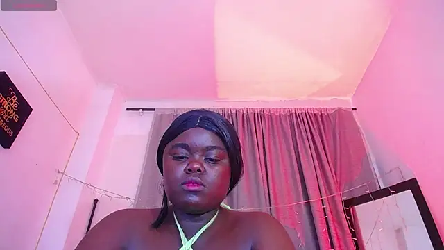 Snapshot of neighbor-ebony chatting on 07/07/26, 03:31 neighbor-ebony online show from 07/07/26, 03:31