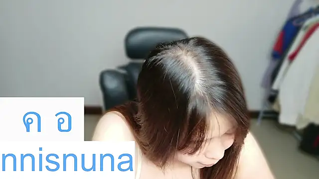 Snapshot of nunanunanuna chatting on 06/28/26, 06:52 nunanunanuna online show from 06/28/26, 06:52