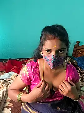 Snapshot of Tamilkannadacouple chatting on 02/07/26, 08:18 Tamilkannadacouple online show from 02/07/26, 08:18