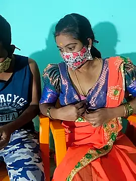 Snapshot of Tamilkannadacouple chatting on 02/09/26, 05:33 Tamilkannadacouple online show from 02/09/26, 05:33