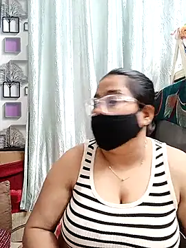 Snapshot of GangbangCouple chatting on 02/25/26, 05:00 GangbangCouple online show from 02/25/26, 05:00