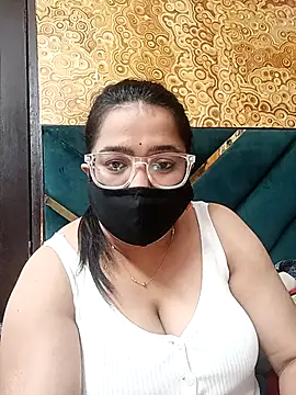 Snapshot of GangbangCouple chatting on 03/03/26, 09:26 GangbangCouple online show from 03/03/26, 09:26