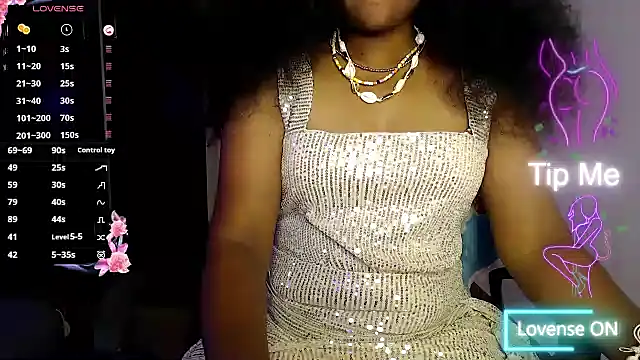 Snapshot of VixenNandhu chatting on 02/13/26, 06:31 VixenNandhu online show from 02/13/26, 06:31