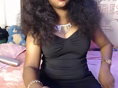 VixenNandhu online show from 06/24/26, 10:20