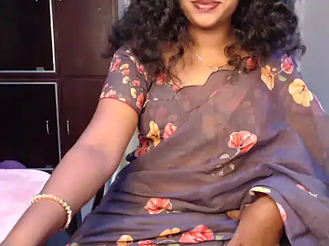 VixenNandhu online show from 07/04/26, 04:46