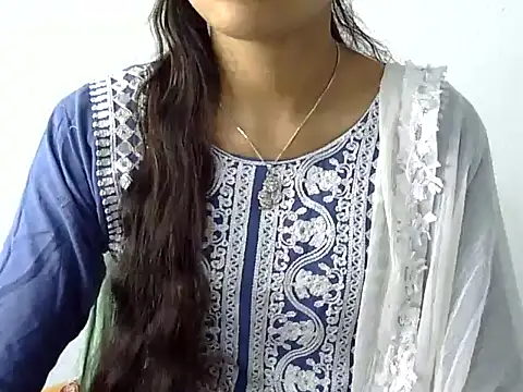 Snapshot of Mehaak_ chatting on 02/11/26, 07:02 Mehaak online show from 02/11/26, 07:02