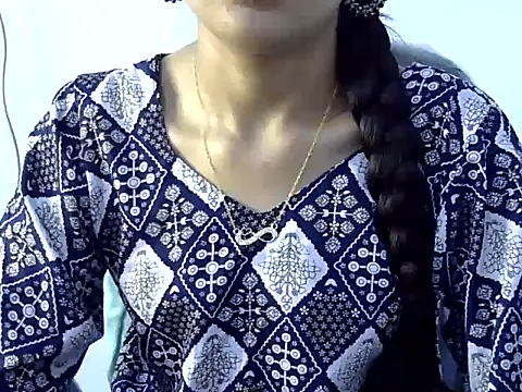 Mehaak  online show from 04/01/26, 07:31