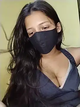 Naina-hott online show from 05/12/26, 07:11