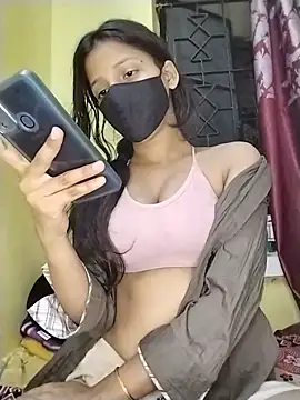 Naina-hott online show from 05/14/26, 06:15