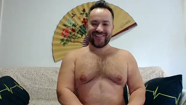 Snapshot of Hairy9inch chatting on 07/20/26, 10:39 Hairy9inch online show from 07/20/26, 10:39