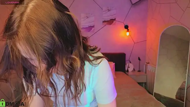  Kiki angel  online show from 03/25/26, 01:55