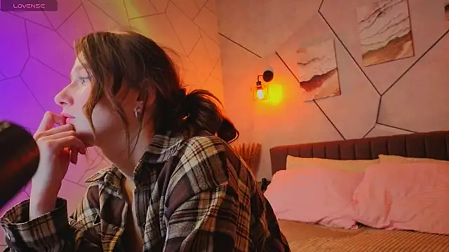  Kiki angel  online show from 03/27/26, 01:33