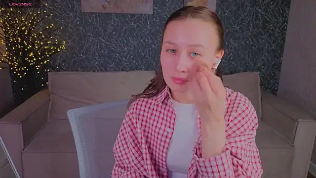  Kiki angel  online show from 06/05/26, 09:26