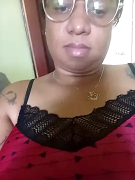 Snapshot of Mineirasafada2026 chatting on 03/01/26, 05:59 Mineirasafada2026 online show from 03/01/26, 05:59