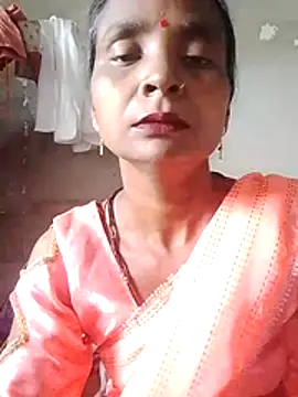Snapshot of Anamika-Devi chatting on 06/26/26, 04:28 Anamika-Devi online show from 06/26/26, 04:28