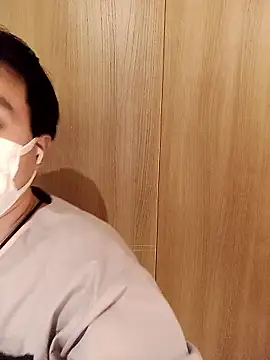 Snapshot of shizuku-kun211 chatting on 02/15/26, 07:10 shizuku-kun211 online show from 02/15/26, 07:10