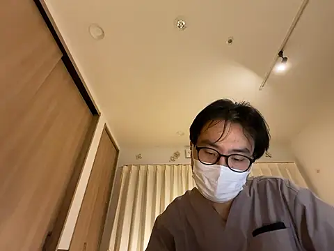 shizuku-kun211 online show from 04/15/26, 01:51