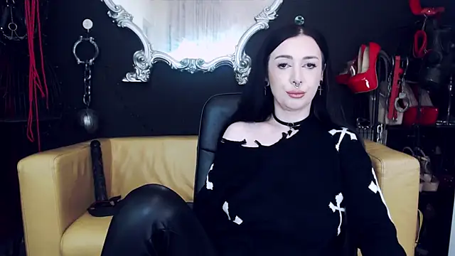 Snapshot of GoddessGeo chatting on 01/04/25, 08:16 GoddessGeo online show from 01/04/25, 08:16