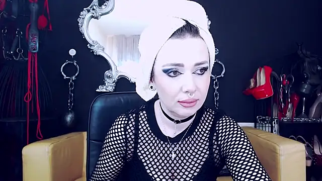 Snapshot of GoddessGeo chatting on 01/31/25, 01:45 GoddessGeo online show from 01/31/25, 01:45