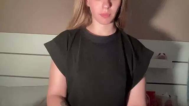 petiteetoile online show from 04/11/26, 04:55