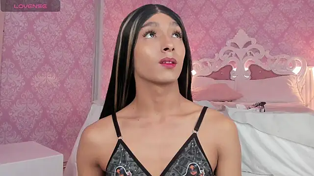 Snapshot of _AdharaSkinny chatting on 02/17/26, 03:14 AdharaSkinny online show from 02/17/26, 03:14