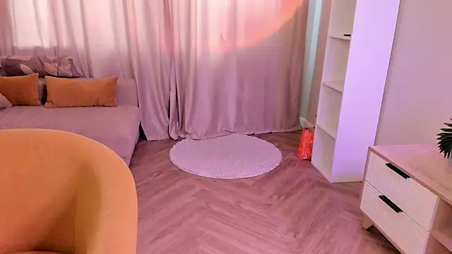 MariamGravert online show from 02/13/26, 06:42