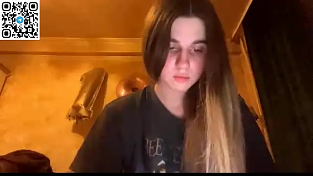 LovelySilk 63 online show from 04/20/26, 07:37