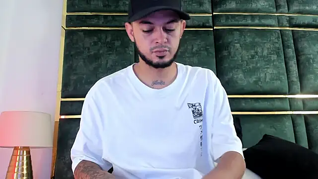 GaelyCoral online show from 04/19/26, 12:15