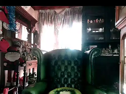 Snapshot of cosmicstar chatting on 02/10/26, 11:36 cosmicstar online show from 02/10/26, 11:36