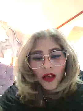 Snapshot of Sharlott_3 chatting on 06/14/26, 04:36 Sharlott 3 online show from 06/14/26, 04:36