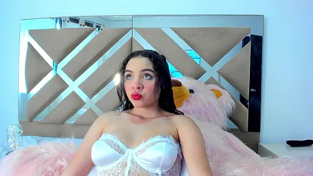 Snapshot of KimSantos chatting on 02/28/26, 07:37 KimSantos online show from 02/28/26, 07:37