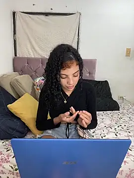 Snapshot of Britney__Latina chatting on 03/04/26, 02:17 Britney Latina online show from 03/04/26, 02:17