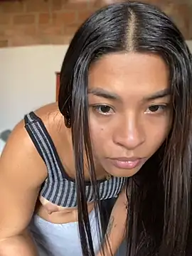Romie rous online show from 07/07/26, 02:54