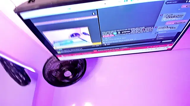 Snapshot of Madison_Rosee chatting on 02/27/26, 11:21 Madison Rosee online show from 02/27/26, 11:21