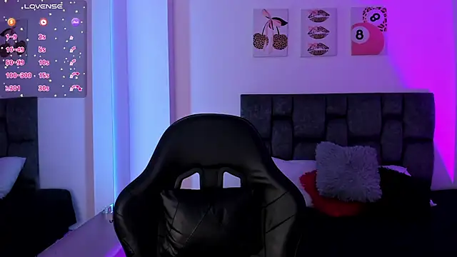 Madison Rosee online show from 04/04/26, 01:26