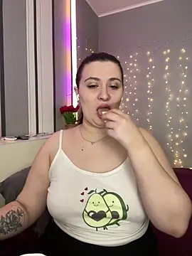 Snapshot of lipsi_vikki chatting on 02/18/26, 07:04 lipsi vikki online show from 02/18/26, 07:04