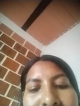 yericacaro online show from 02/11/26, 06:46