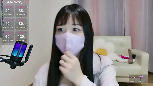 Snapshot of Sana_37_ chatting on 06/12/26, 01:32 Sana 37 online show from 06/12/26, 01:32
