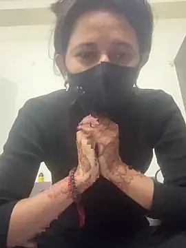 raavigirl online show from 02/05/26, 07:18