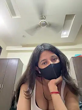 raavigirl online show from 03/27/26, 06:40