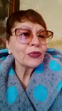 SophieBurns online show from 03/10/26, 10:42