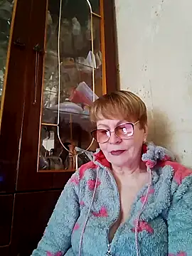 Snapshot of SophieBurns chatting on 05/04/26, 11:39 SophieBurns online show from 05/04/26, 11:39