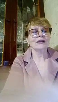 Snapshot of SophieBurns chatting on 05/12/26, 10:34 SophieBurns online show from 05/12/26, 10:34