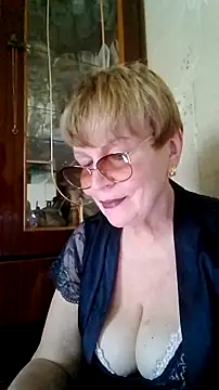 Snapshot of SophieBurns chatting on 06/26/26, 10:41 SophieBurns online show from 06/26/26, 10:41