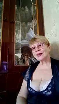 Snapshot of SophieBurns chatting on 07/14/26, 09:47 SophieBurns online show from 07/14/26, 09:47