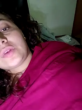 Snapshot of MajoArias chatting on 02/27/26, 02:44 MajoArias online show from 02/27/26, 02:44