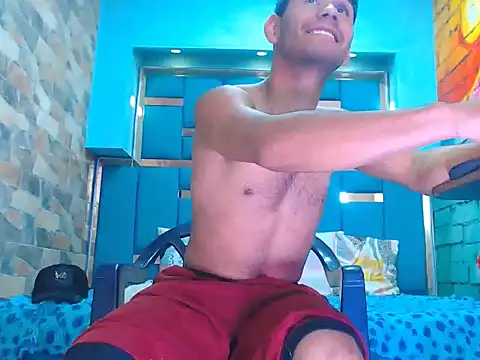 Snapshot of warmNoah chatting on 02/21/26, 03:02 warmNoah online show from 02/21/26, 03:02