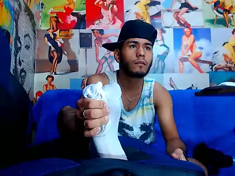 warmNoah online show from 04/15/26, 07:10