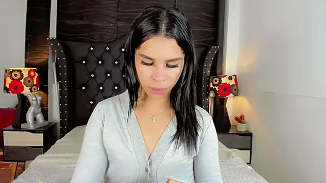 Makeyla Fox  online show from 02/18/26, 01:29